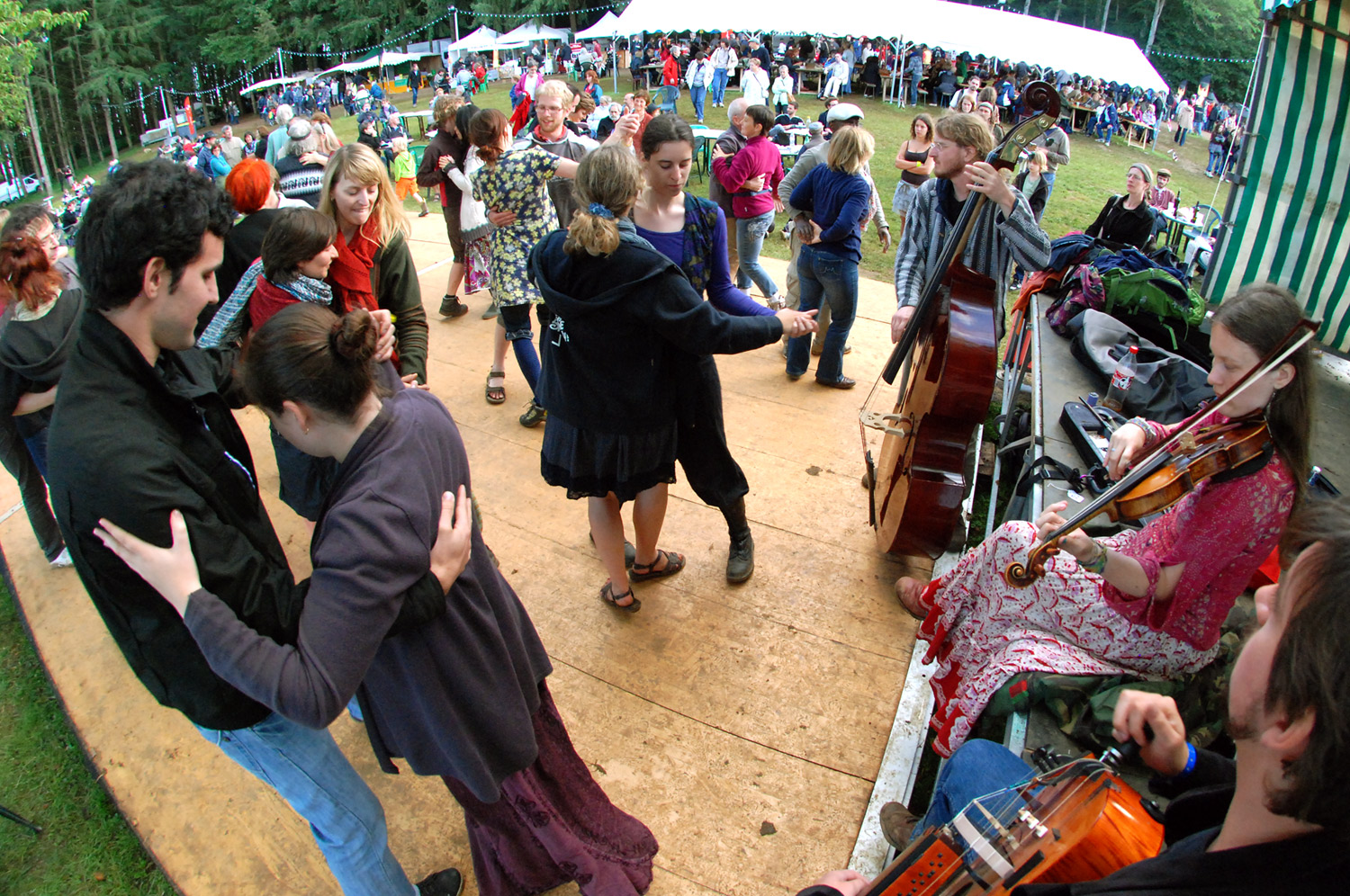 Rencontres Luthiers 2012 - © Antony Belgarde