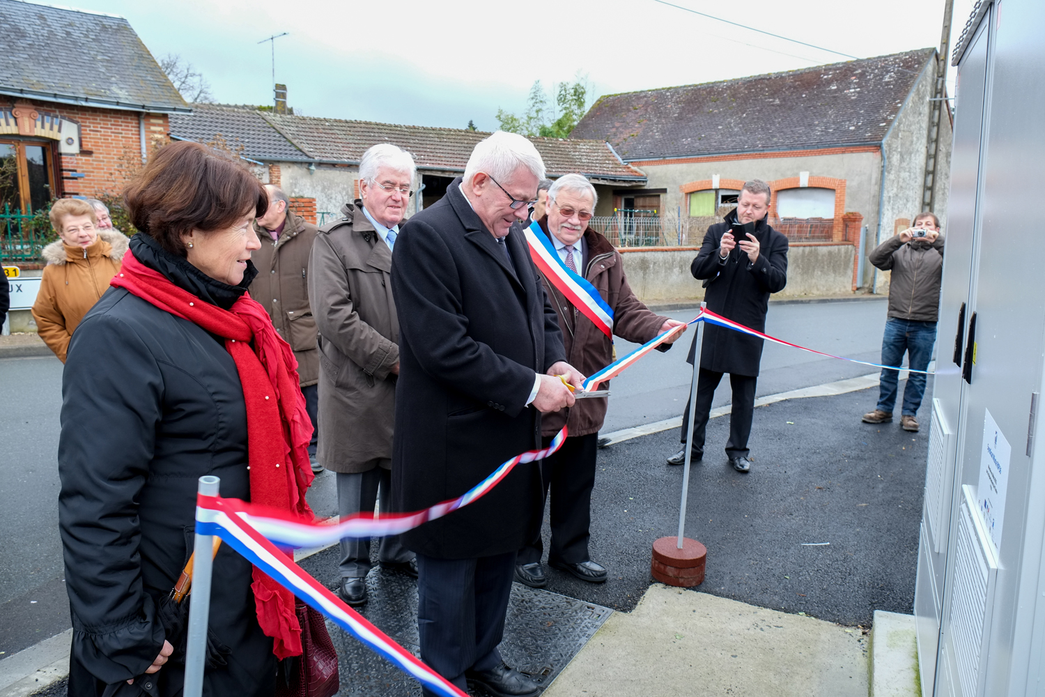 Inauguration du PRM de Dun le Poëlier par Louis Pinton en présence de Mireille Duvoux