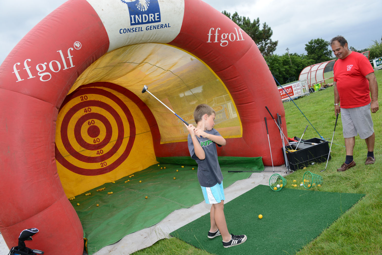 Comment découvrir le golf facilement