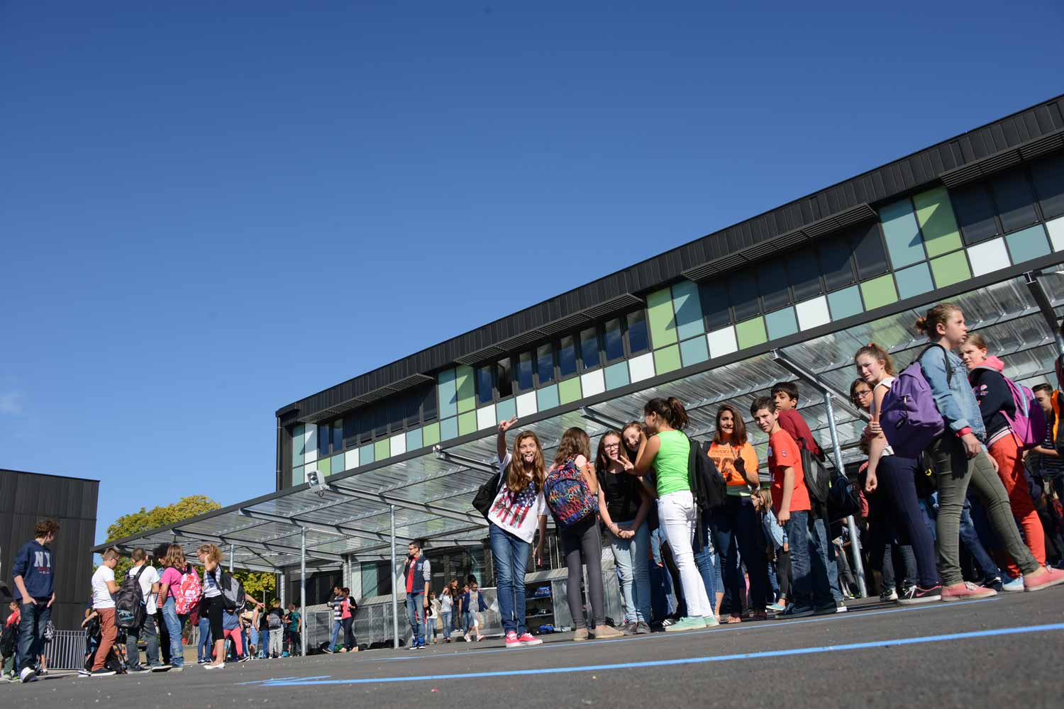 Le collège flambant neuf