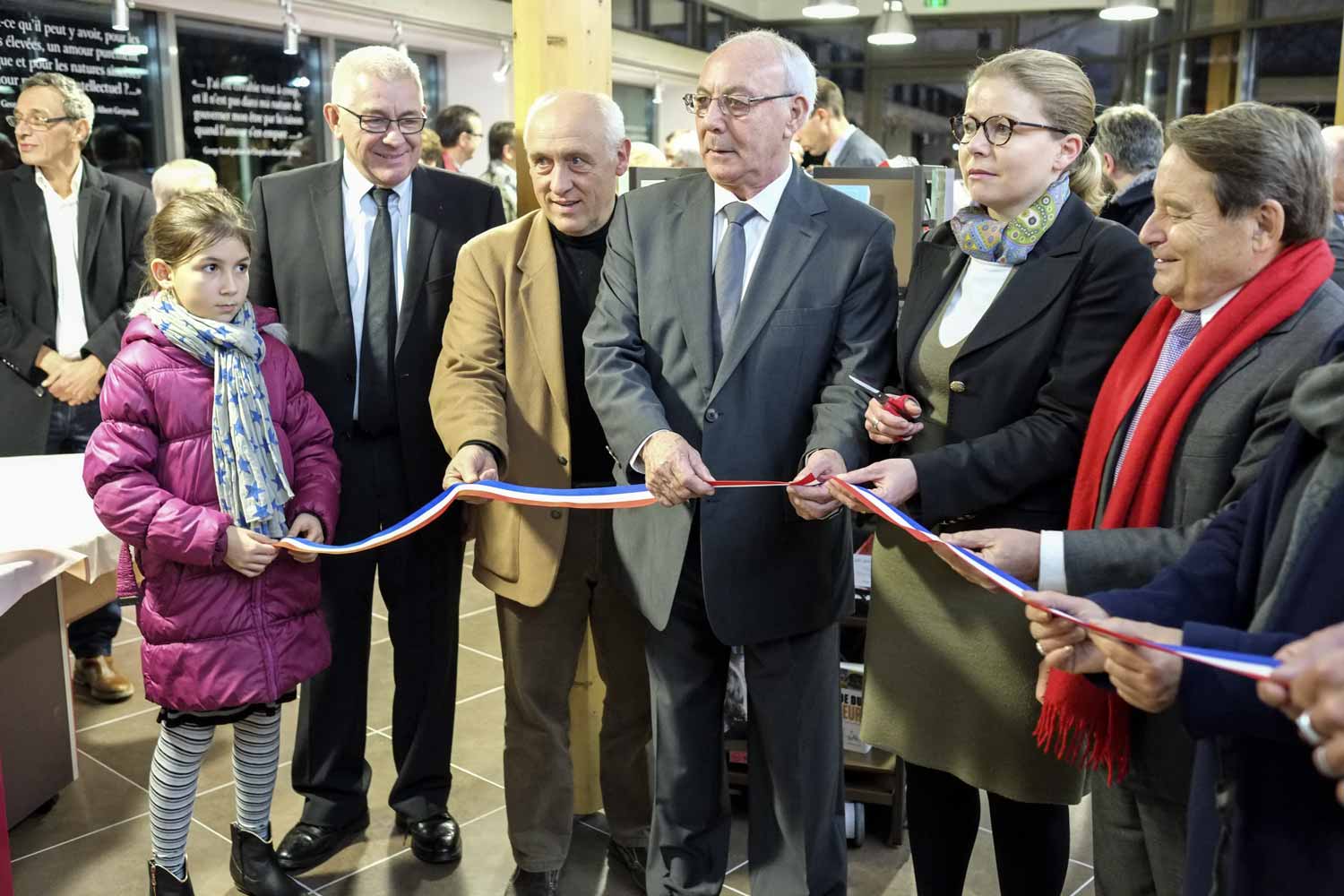 Inauguration en présence de Louis Pinton, Président du Conseil général et Sénateur