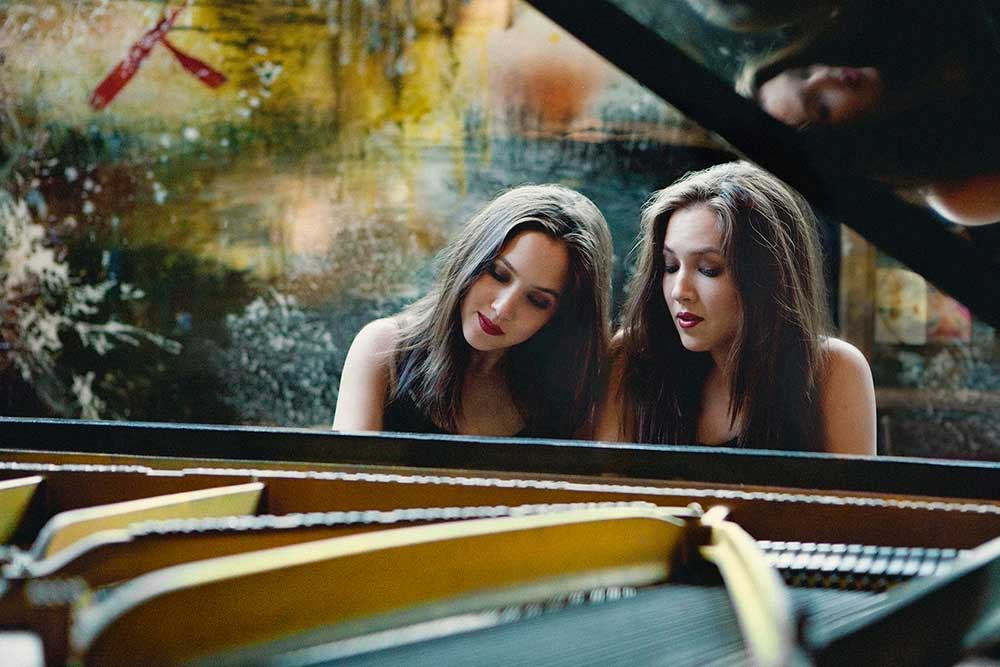 Duo Christina et Michelle Naughton