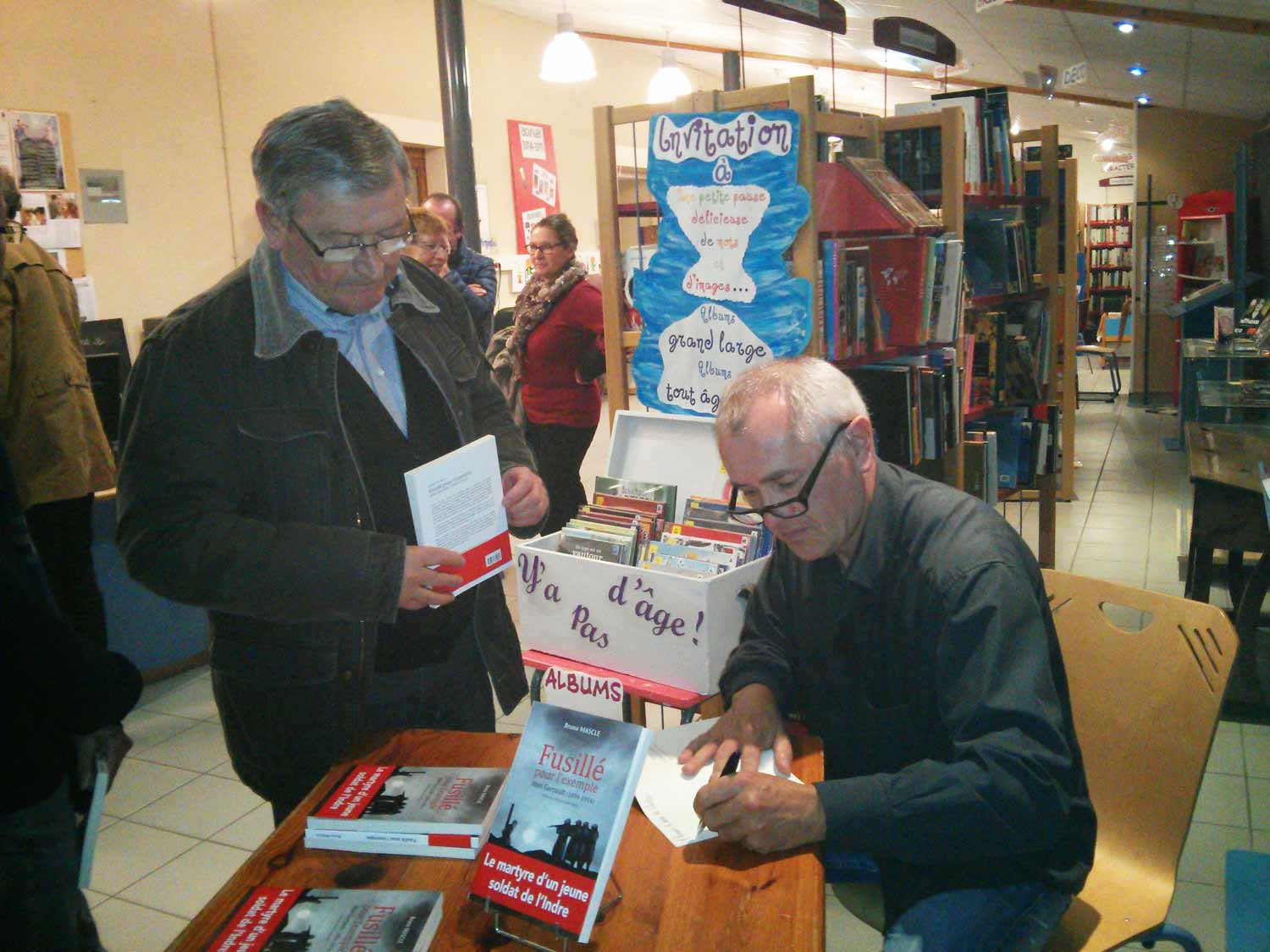 Bruno Mascle dédicace son livre
