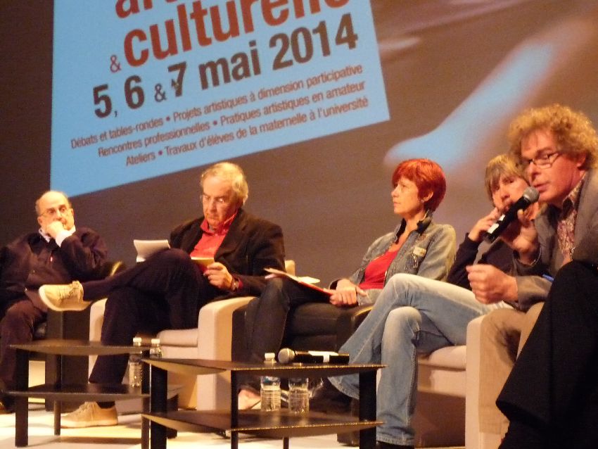 Première table ronde du lundi 05 mai, en ouverture des rencontres nationales.