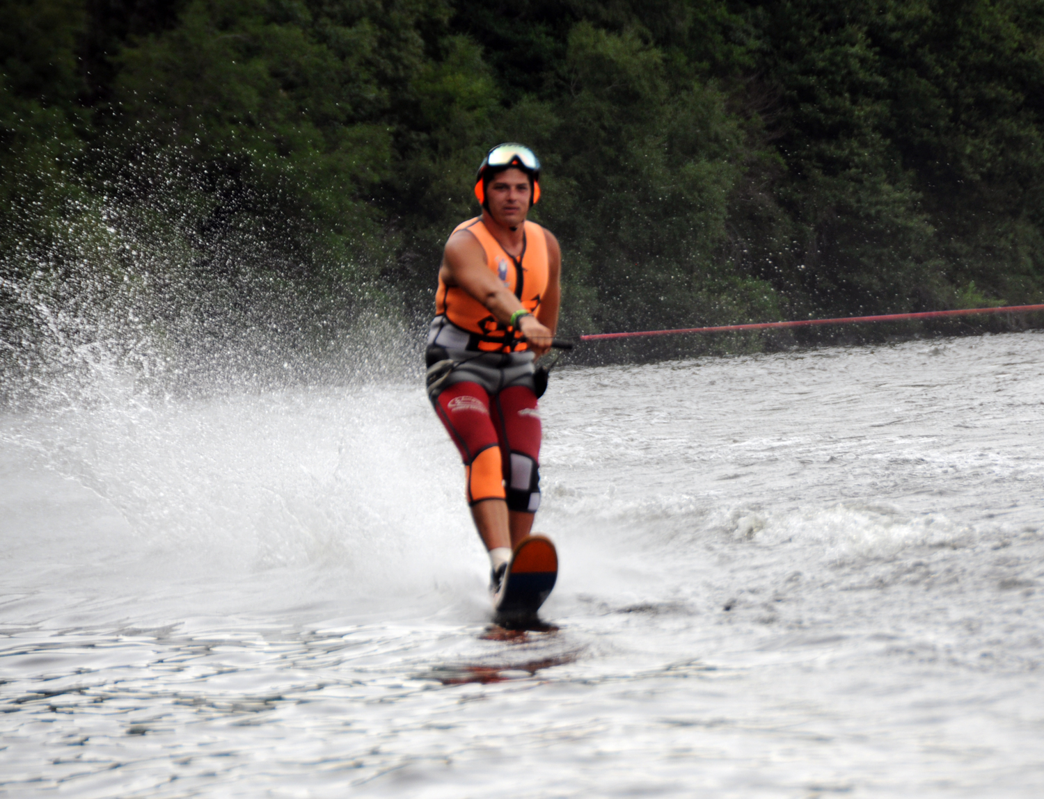 Dave Vansteelant, champion d'Europe de ski nautique de vitesse en F1