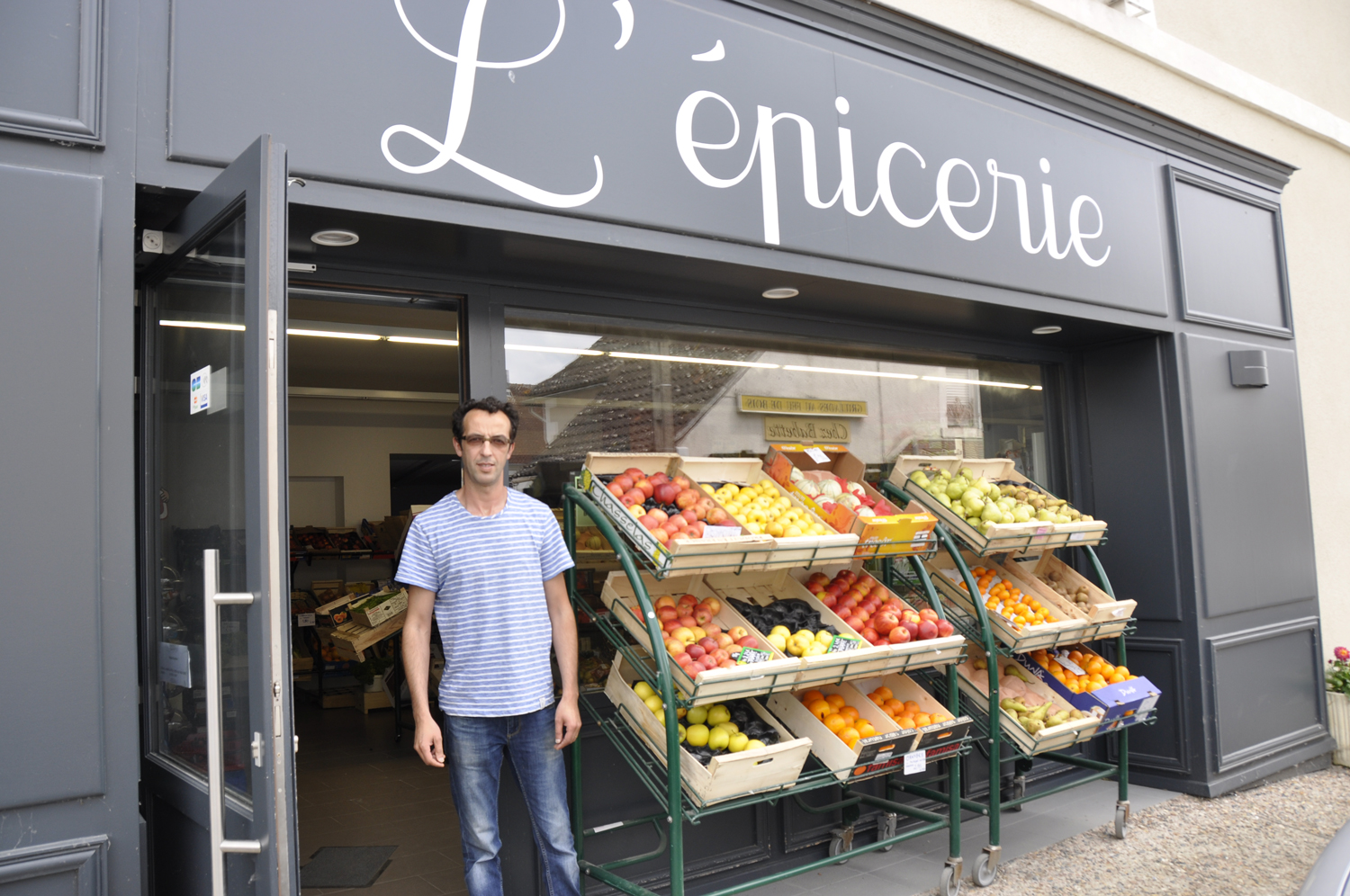 Omar Tzemmout a repris l'épicerie de Pellevoisin